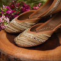 Buy Juttis Online from Gulbhahar - Tradition at Your Feet