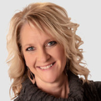 Kelly Sullivan