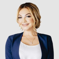 Janet Cisneros