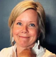Kelly Mclaughlin