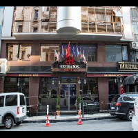 Hermanos Hotel