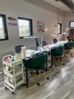 Deeper Than Designz Nail Studio