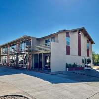 EZ Travel Inn