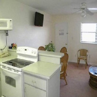 Skipjack Resort & Marina