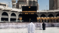 Book Umrah Packages from California | Umrah Travel Agency