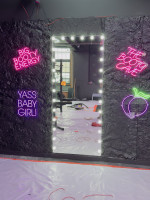 Glowing signs studio
