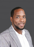 Desmond McClinton (Coldwell Banker Realty)