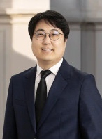 Kevin Hong, Esq.