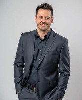 Kyle Baker: Allstate Insurance