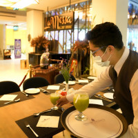 Best Hi Tea and Dinner Buffet in Lahore Lamessa Indigo Hotel