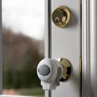 Flushing Lock And Key