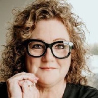 Tammi Montgomery Team