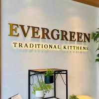 Evergreen Traditional Kitchens