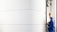 Fast Garage Door Repair Services in Boston