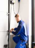 Reliable Garage Door Repair Services in Charleston