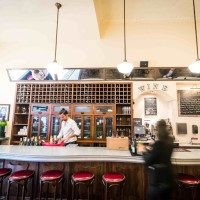 Vin Sur Vingt Wine Bar - NOMAD