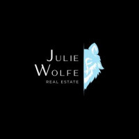 Julie Wolfe