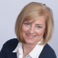 Suzanne Ross