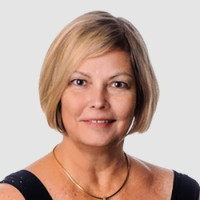 Peggy Lotz