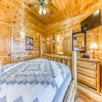 Grizzly Manor