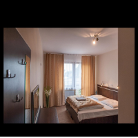 Hotel E7