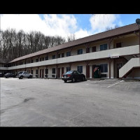 PLYMOUTH MOTOR LODGE