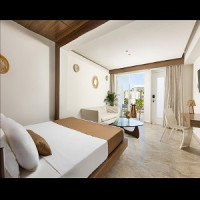 So White Beach Resort