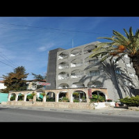 Le Village Hotel