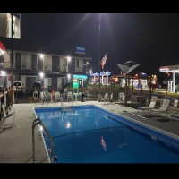 Niagara Falls Courtside Inn