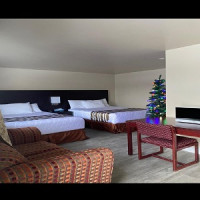Silver Maple Motel