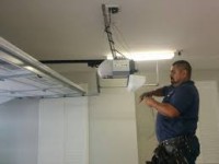 Garage Door Service & Repairs Techs