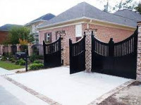 Wooden Gates for Driveway Farmers Branch, Texas