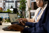 Business Software Platform for U.S. Market Insights