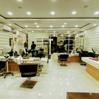 Expert Unisex Makeup Services in Neb Sarai: Enhance Your Natural Beauty